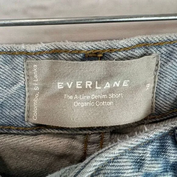 Everlane Women's A-Line Denim Shorts Light Blue High-Waisted Size 28 - Picture 3 of 6